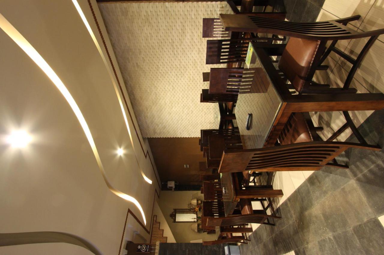 griya desa hotel&pool Sleman  Bagian luar foto