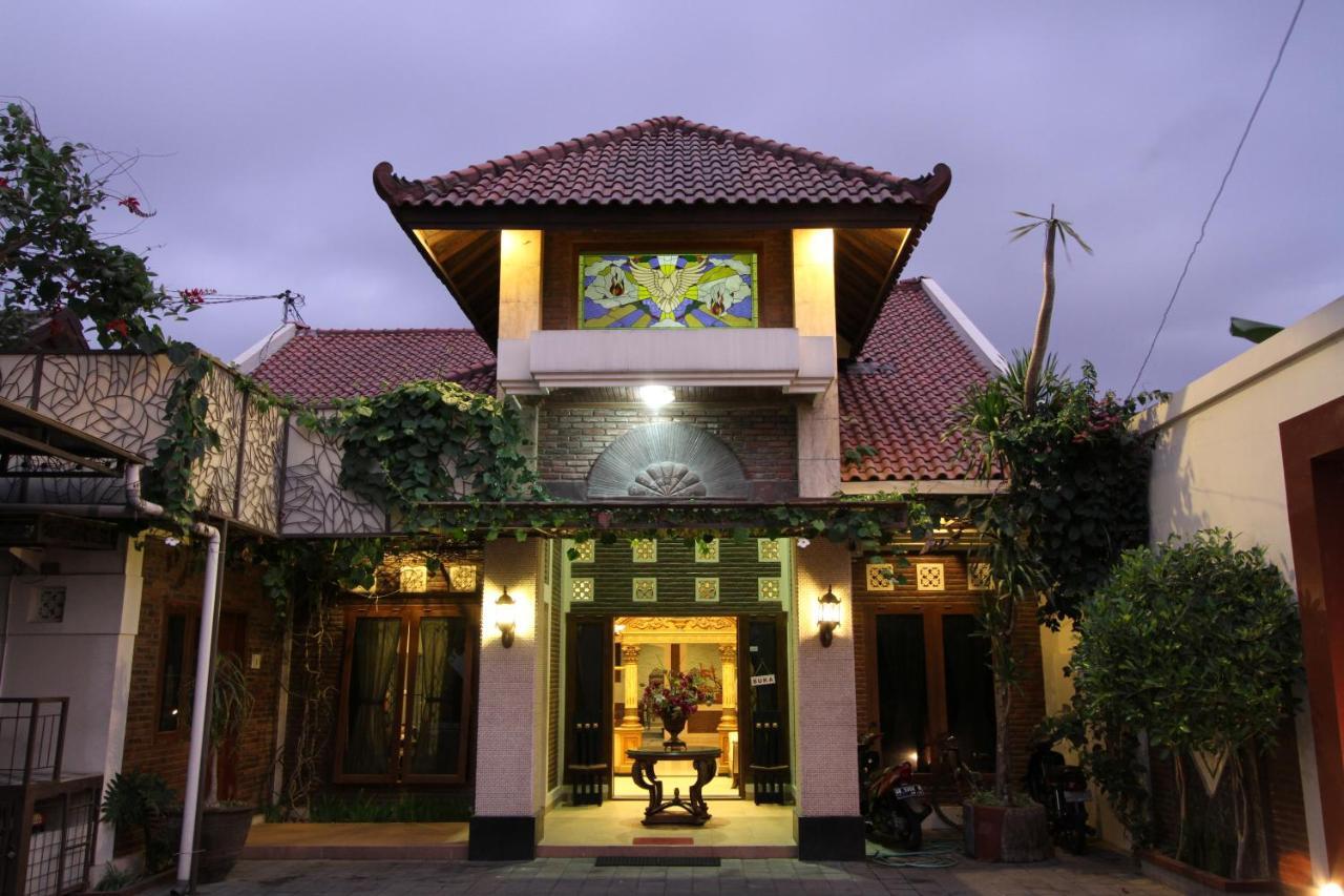 griya desa hotel&pool Sleman  Bagian luar foto