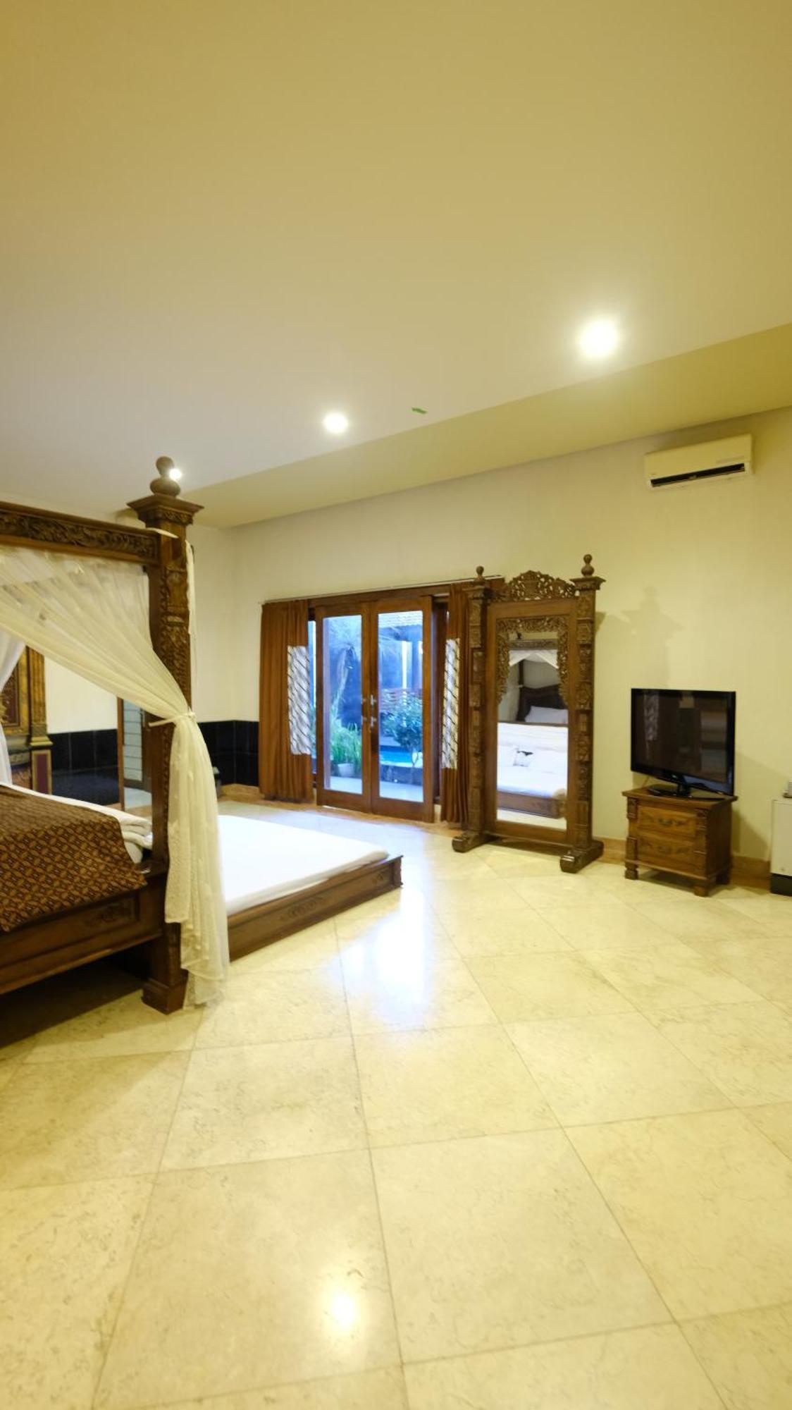 griya desa hotel&pool Sleman  Bagian luar foto