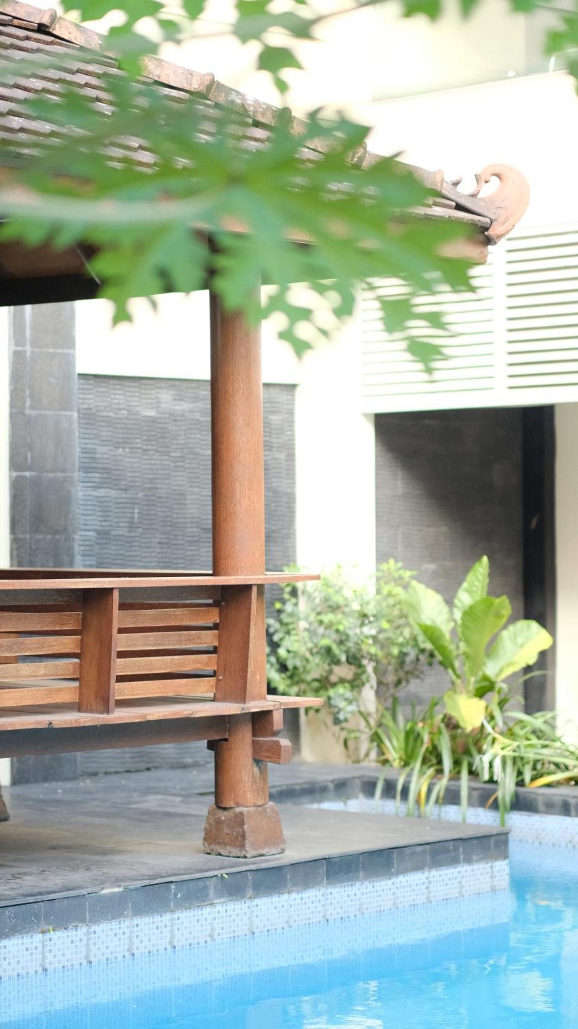 griya desa hotel&pool Sleman  Bagian luar foto